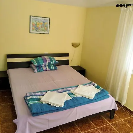 Kolevi 3* ロゼネッツ